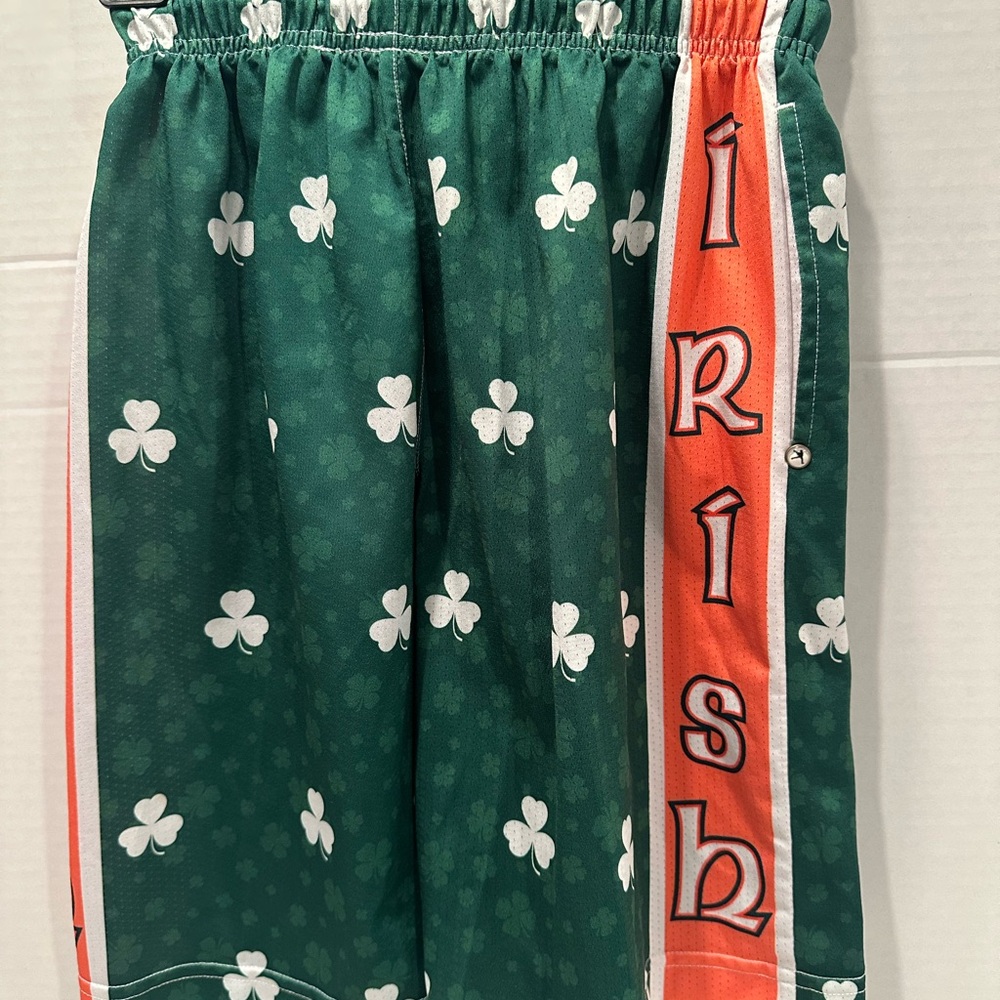 Lacrosse Unlimited Green Irish Shamrock Shorts size YL